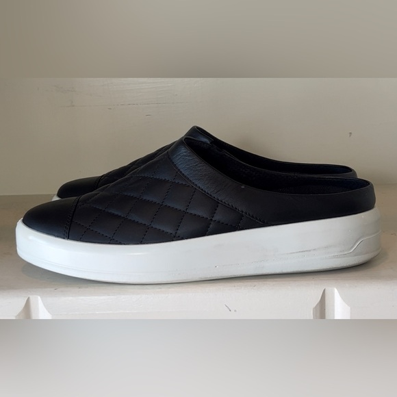 ECCO Women’s Soft 9 Quilted Leather Clog Sneakers Size EU 41 - Picture 6 of 12